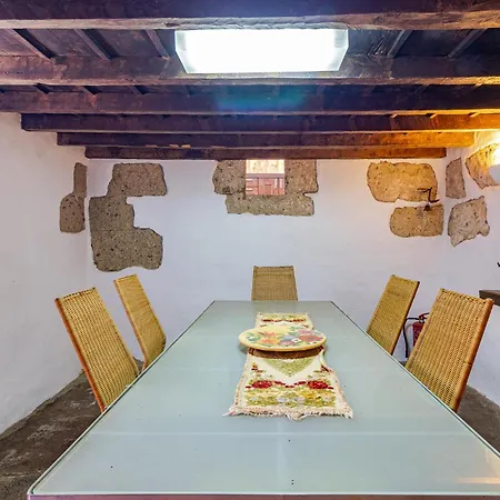 Casa vacanze Flatguest Amiga Mia - Traditional House Las Palmas de Gran Canaria